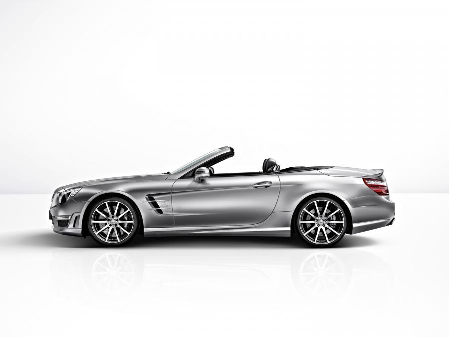 Mercedes-Benz SL63 AMG 2012 года  (фото 30 из 69)